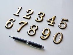 Указатели и квартирные номерки